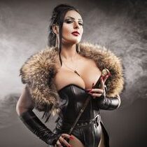 Ezada Sinn